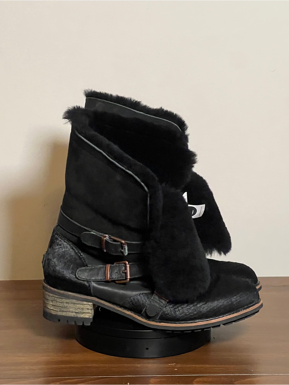 Australia Luxe Shearling Lined Pony Hair Winter Boots - US 13